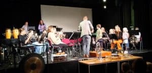 Jeugd van Muziekvereniging Wieringerwaard laat talent zien tijdens optreden