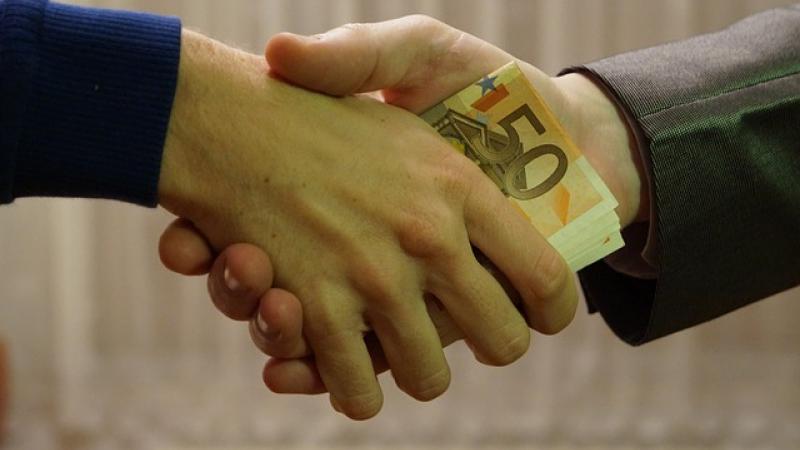 VNG: kwijtschelding ook voor UWV-cliënten