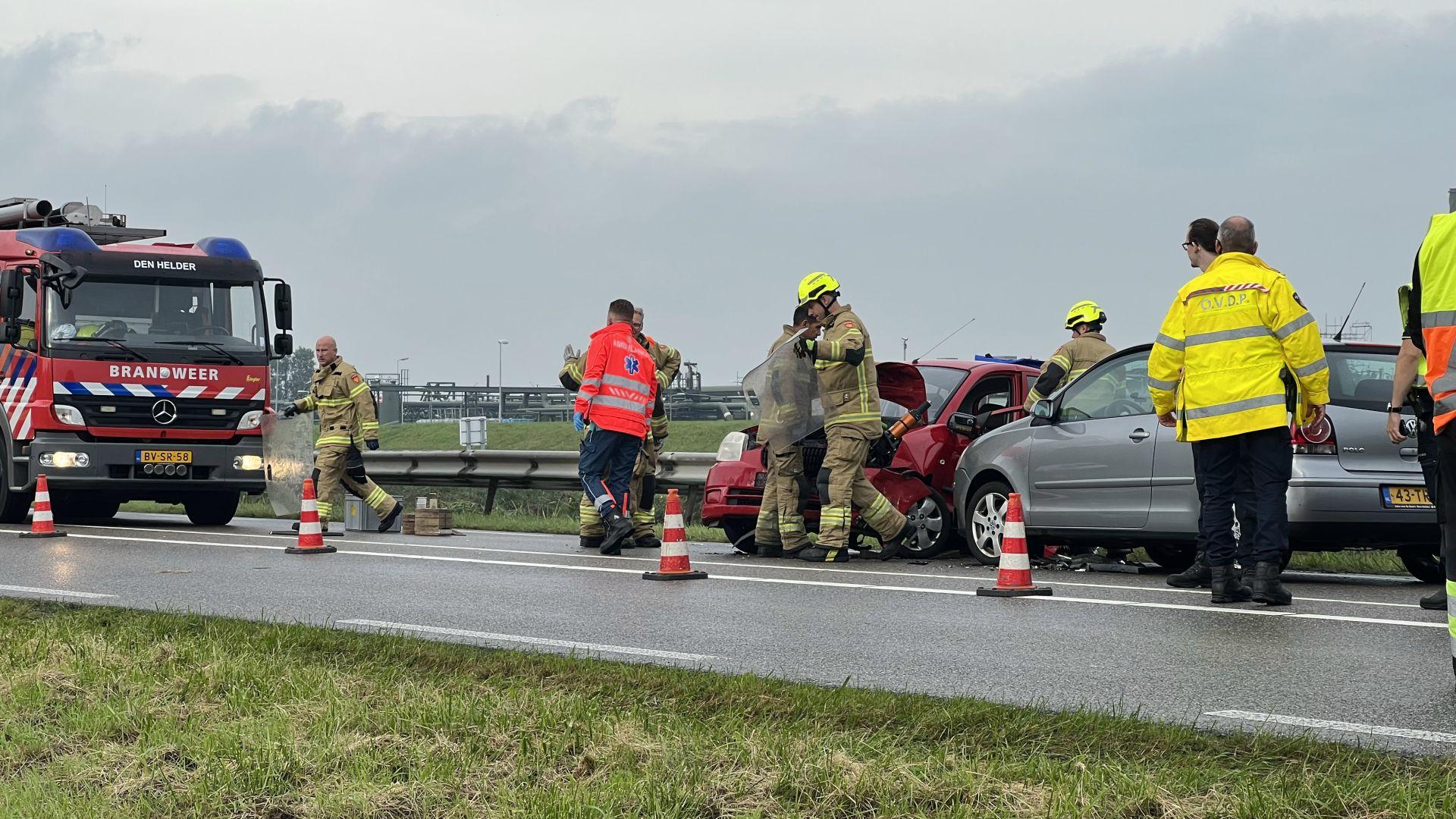 Slachtoffer bekneld bij verkeersongeval in Den Helder