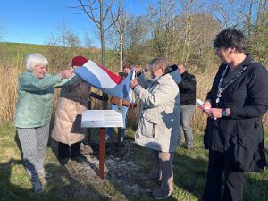 Onthulling plaquette ter nagedachtenis aan Tweede Wereldoorlog