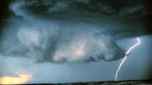 Dinsdagavond code oranje wegens zwaar onweer