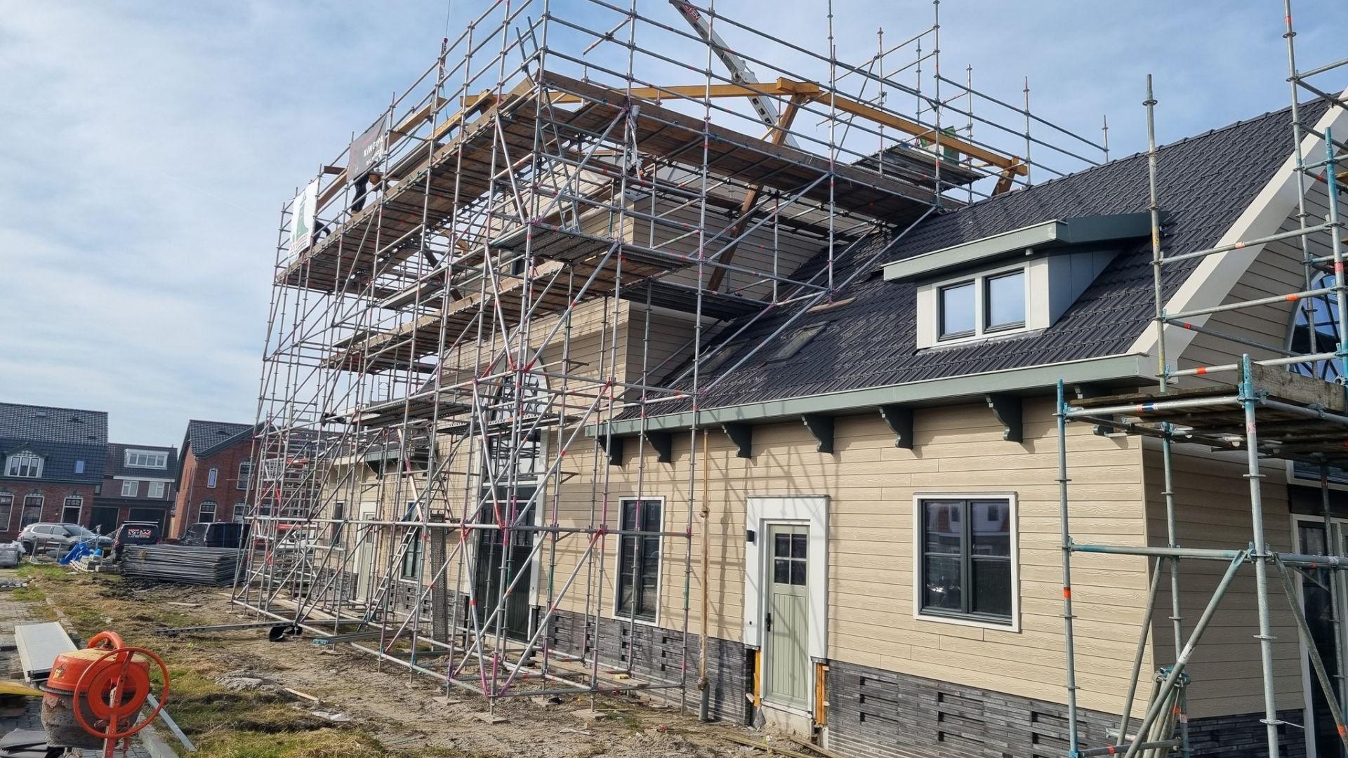 Opbouw molen aan Helderse Fabrieksgracht begonnen