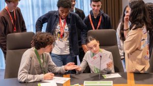 Nieuw politiek programma voor middelbare scholen Den Helder