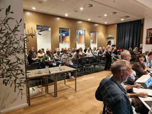 Opvanglocaties Hollands Kroon gaan onder voorwaarden door