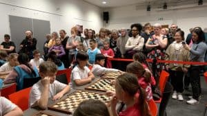Video: De Rank en de Kameleon zijn de winnaars van het schooldammen