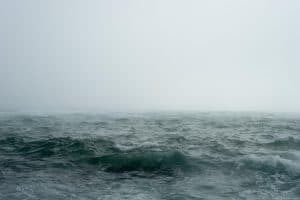 Nieuwjaarsduik Wieringen 2023 op het Lutjestrand