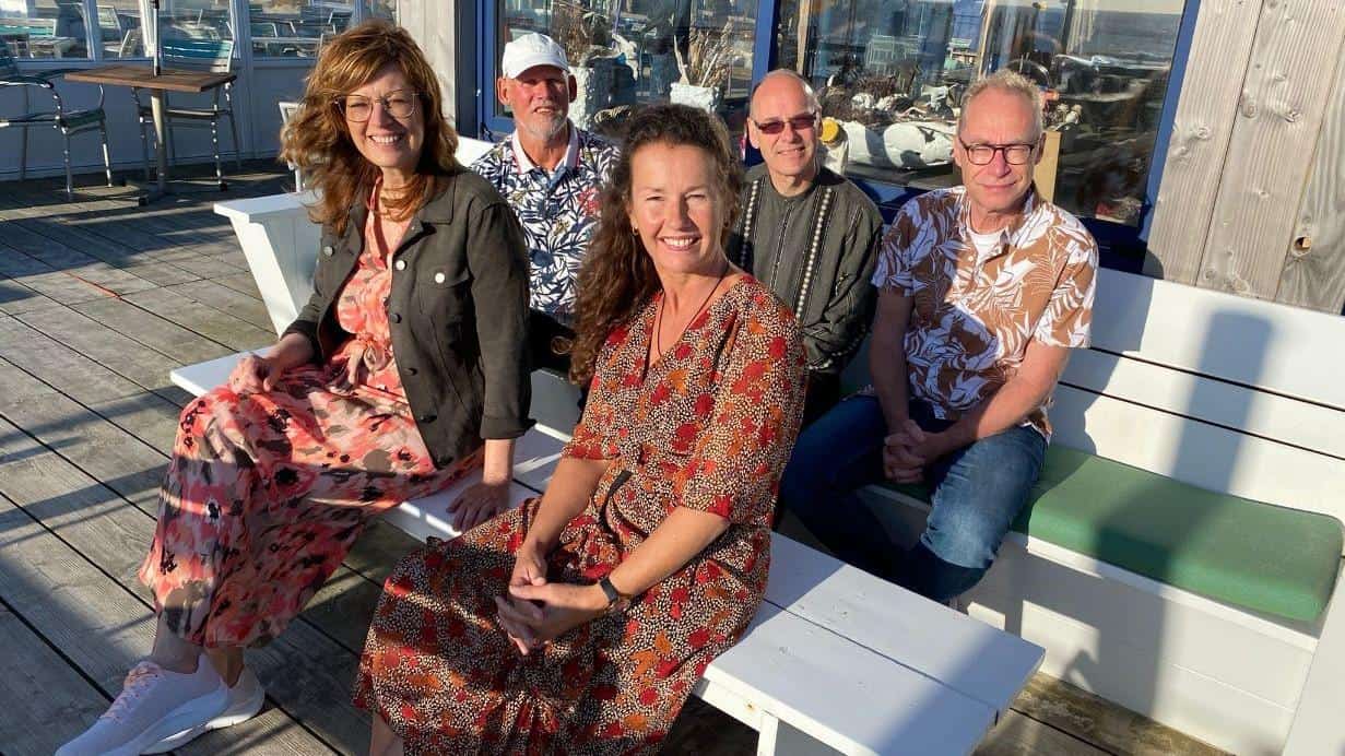 Silver Lining Band treedt op in de Keesschuur