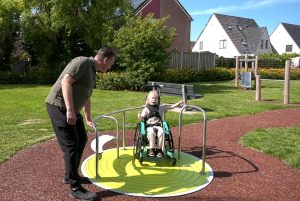 Video: Speeltuin Wieringerwaard aangepast voor kinderen met beperking