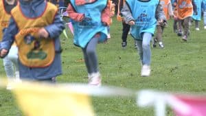 De Kluft, Comenius en Julianaschool sparen voor een openluchtgymzaal (video)