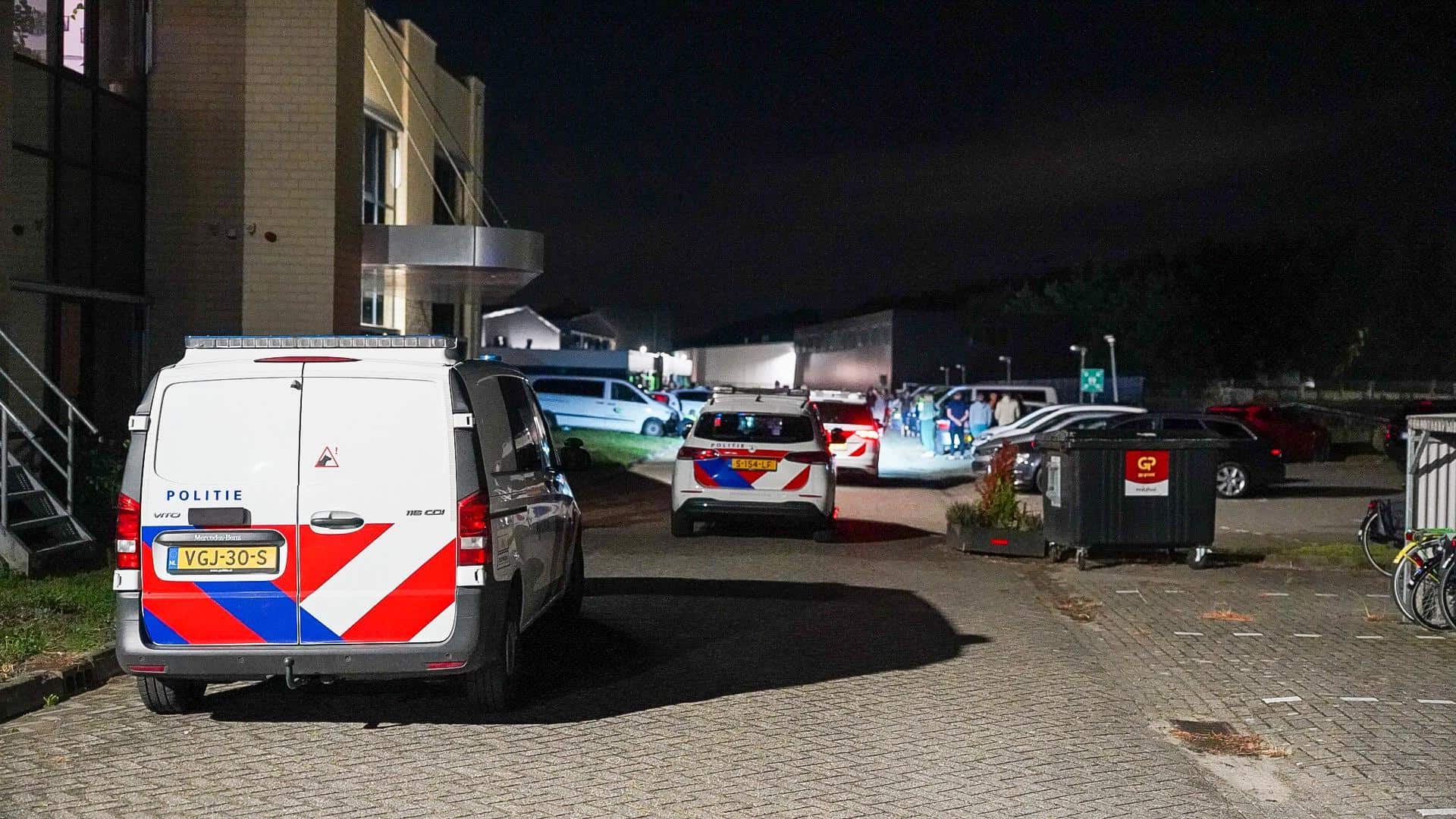 Twee aanhoudingen bij steekincident bij opvang in Wieringerwerf
