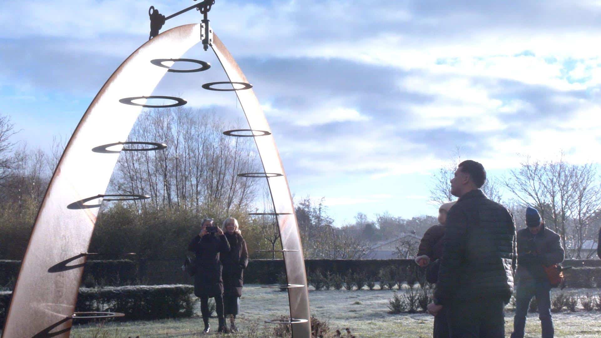 Video: Sterrenkindjesveld geopend op begraafplaats