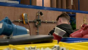 UWV: krapte op arbeidsmarkt bestrijden door werk anders te organiseren