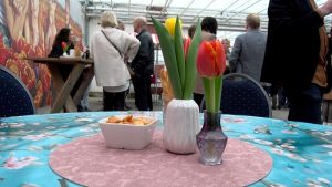 ALStoppers organiseren tulpenbelevenis bij tulpenkwekerij Siem Munster