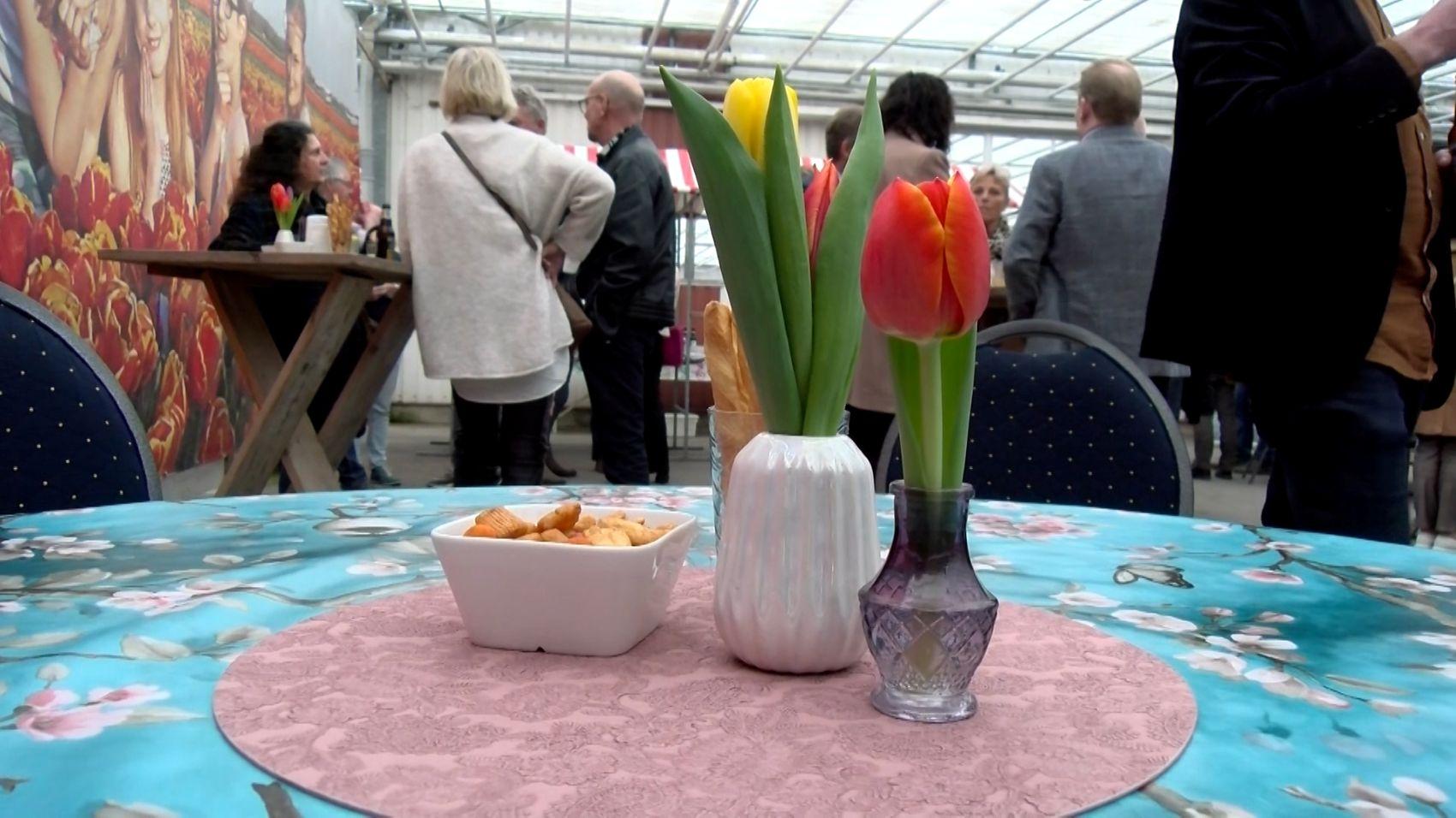 ALStoppers organiseren tulpenbelevenis bij tulpenkwekerij Siem Munster
