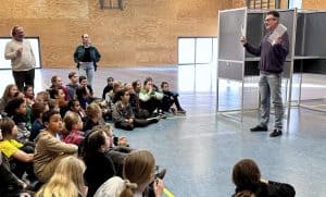 Met juf en meester mee naar de stembus