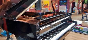 Pianoleerlingen van Lea Paliczova in de Keesschuur