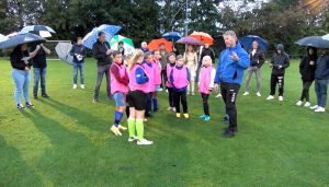 Video: Trainers volgen KNVB-clinic bij vv Wiron
