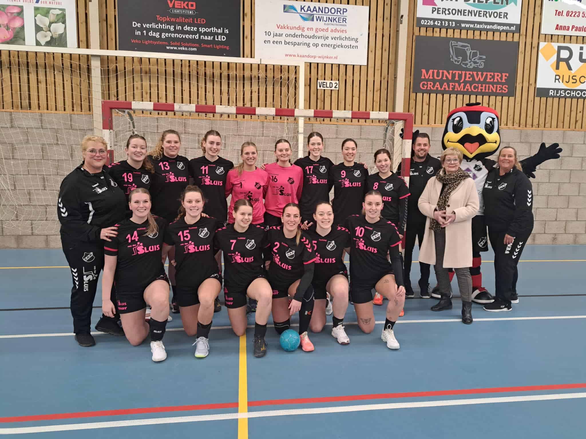 Handbal: VZV onverwacht onderuit, ook verlies voor ZAP