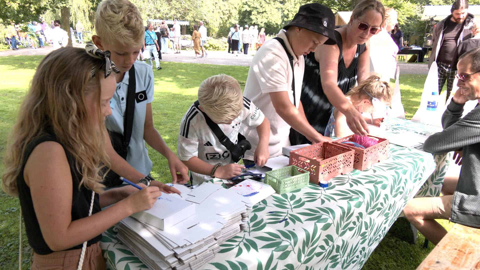 Knutselen, dansen en veel gezelligheid: de 17e drukbezochte editie van Zomerdromen (video)