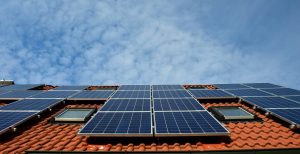 Zonnepanelen populair in Hollands Kroon en Den Helder: sterke stijging in 2023
