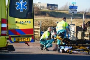 Fietser gewond bij oversteken Huisduinerweg