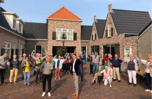 Jennifer gehuldigd tot Krachtige Held 2020