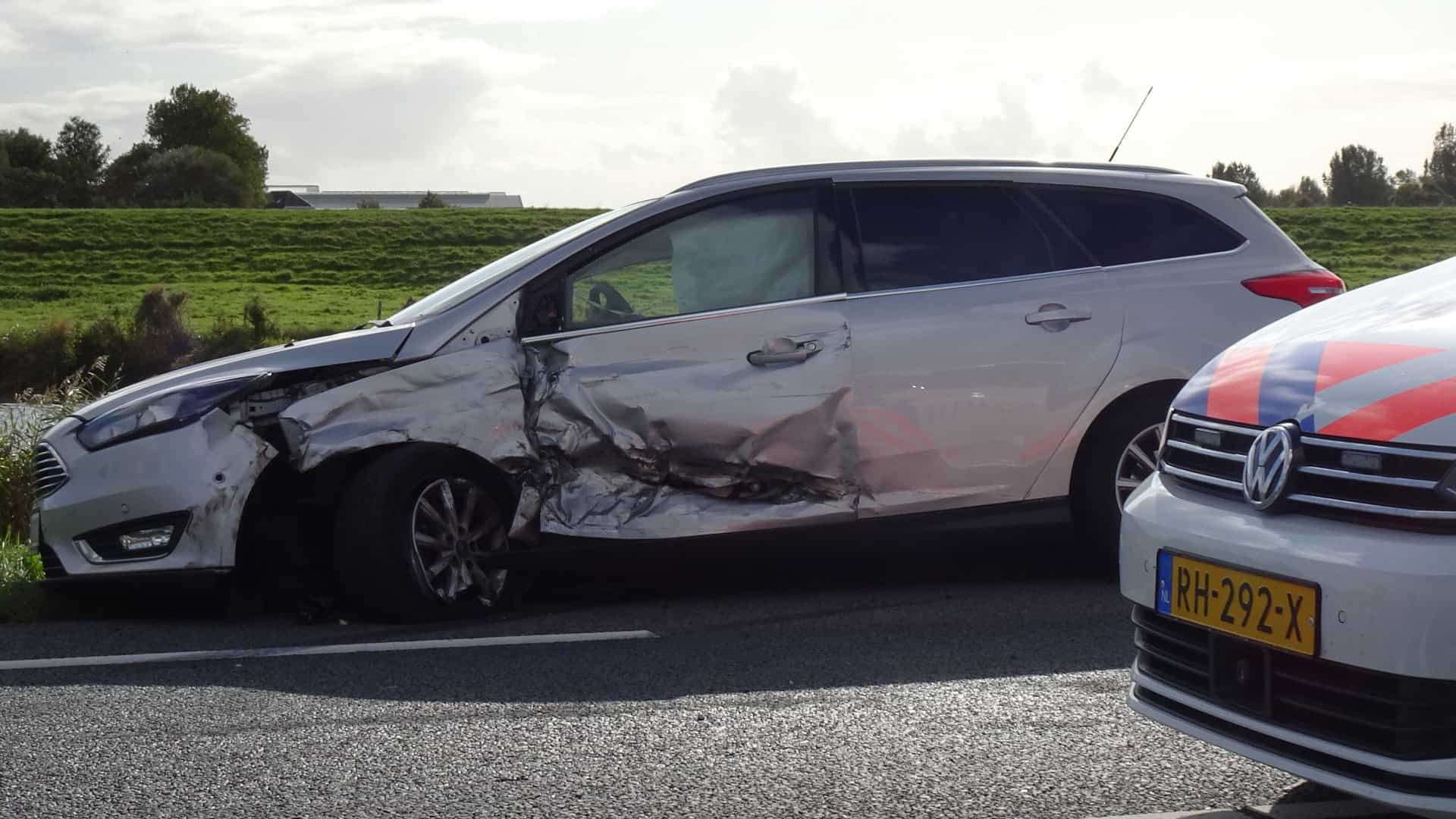 Auto’s botsen op N9