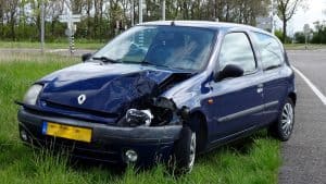 Schade bij aanrijding op N99