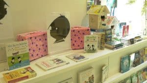 Annie MG Schmidtdag, boeken en verhalen nog steeds populair (video)