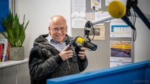 Cor Buschman 50 jaar op de radio! (video)