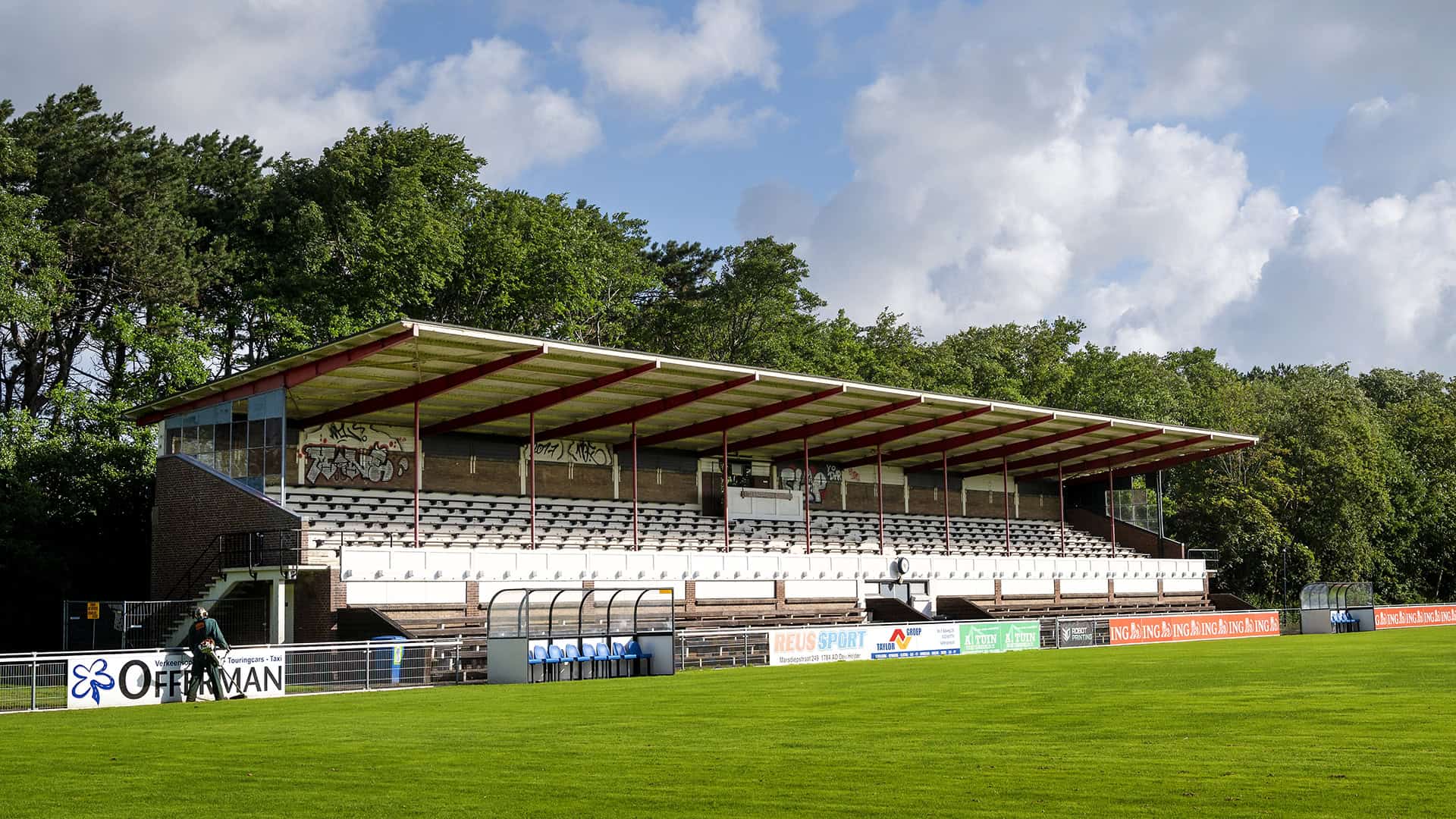 FC Den Helder moet afscheid nemen van tribune