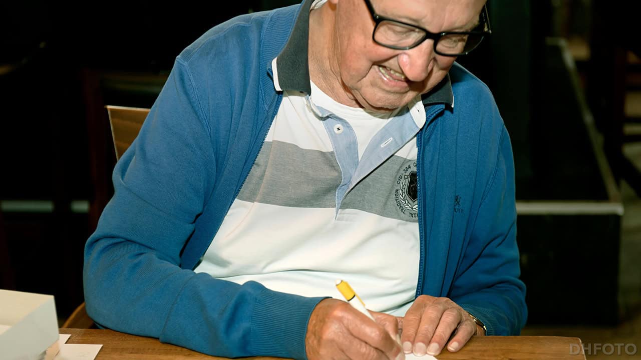 De bourgondiërs, signeersessie in Kade60 druk bezocht