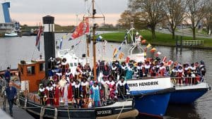 Sinterklaas zoekt geld voor intocht (video)