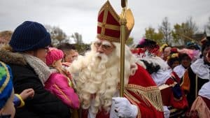 Sinterklaas bezoekt bibliotheken