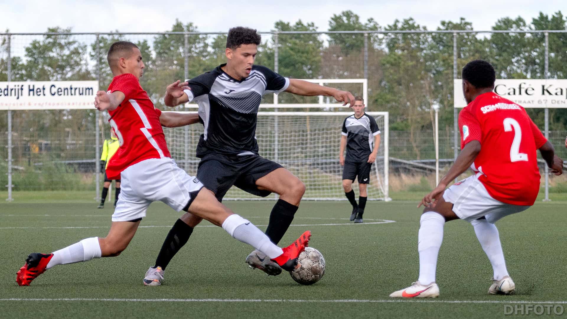 FC Utrecht O19 in slotfase langs Jong Den Helder Maritiem