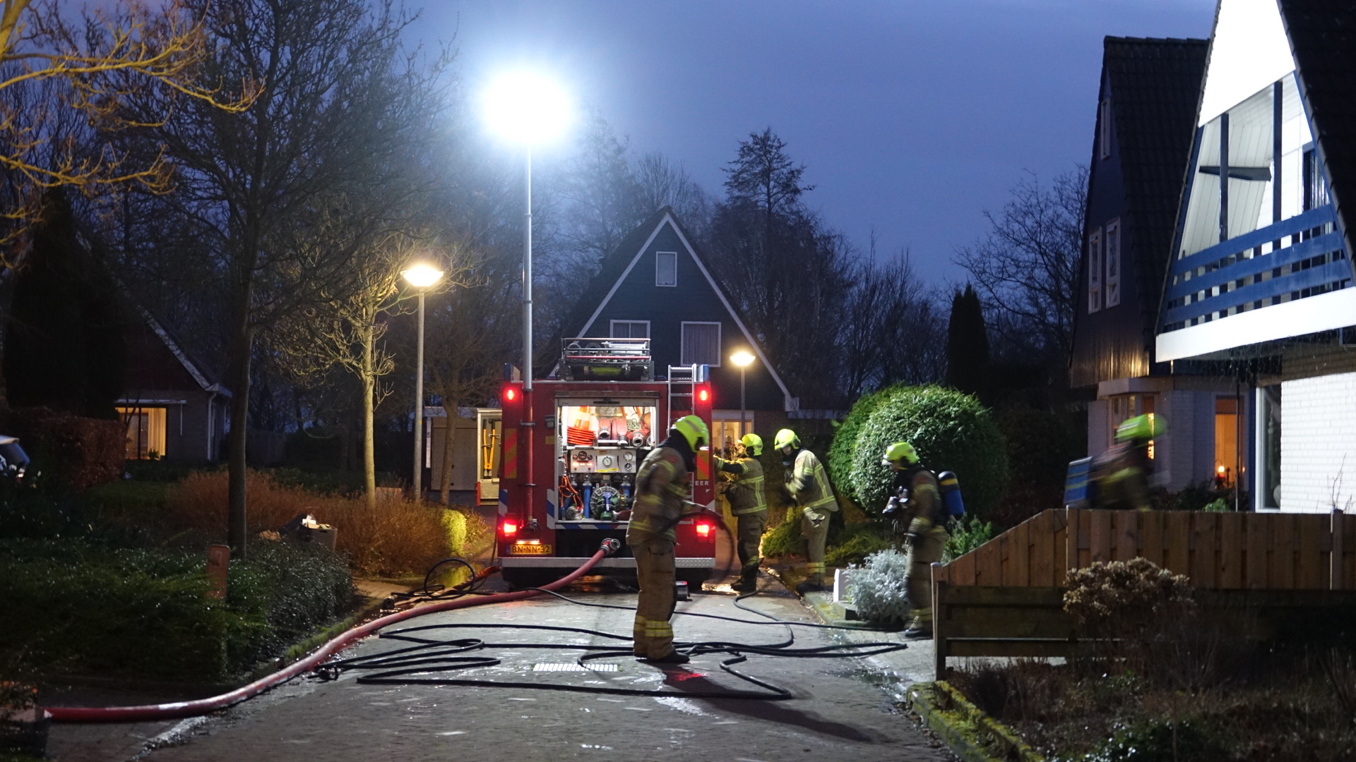 Brand in garage bij vrijstaande woning