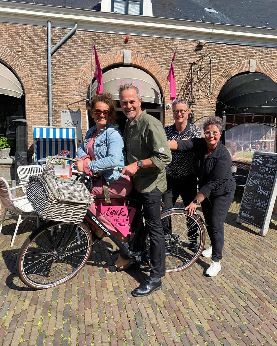 Leuk! verkocht aan eigenaren eFFe in ’t Dorp