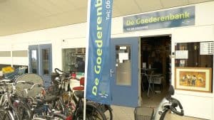 Goederenbank na zes maanden weer open (video)