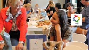 Informatiemiddag Helderse Volksuniversiteit druk bezocht