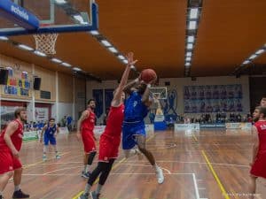Suns verliest, maar heeft nog kans op bekerfinale