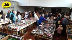 Jaarlijkse boekenmarkt Muziekvereniging Wieringerwaard