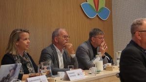 Laatste vergadering voor Theo Meskers en Theo Groot