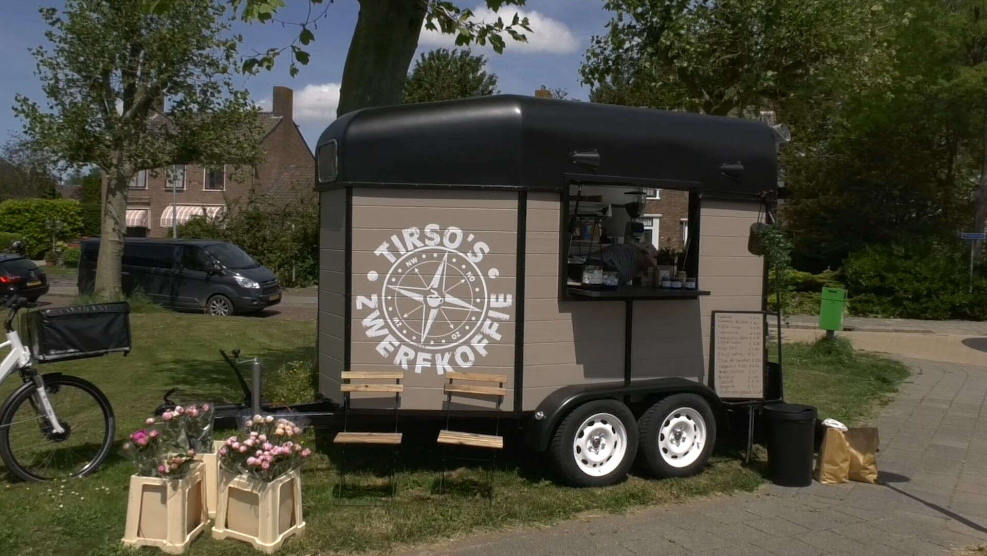 Mobiele koffiekar op Mobipunten in Hollands Kroon (video)