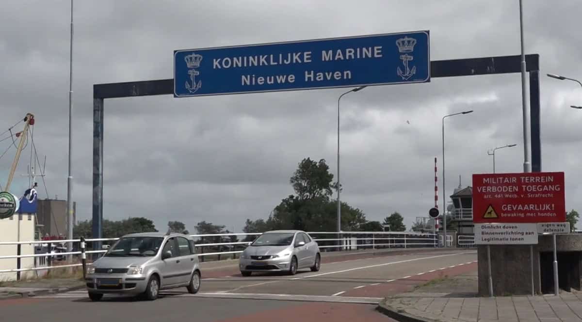 PVV: niet mogen aanmeren marineschepen is schertsvertoning