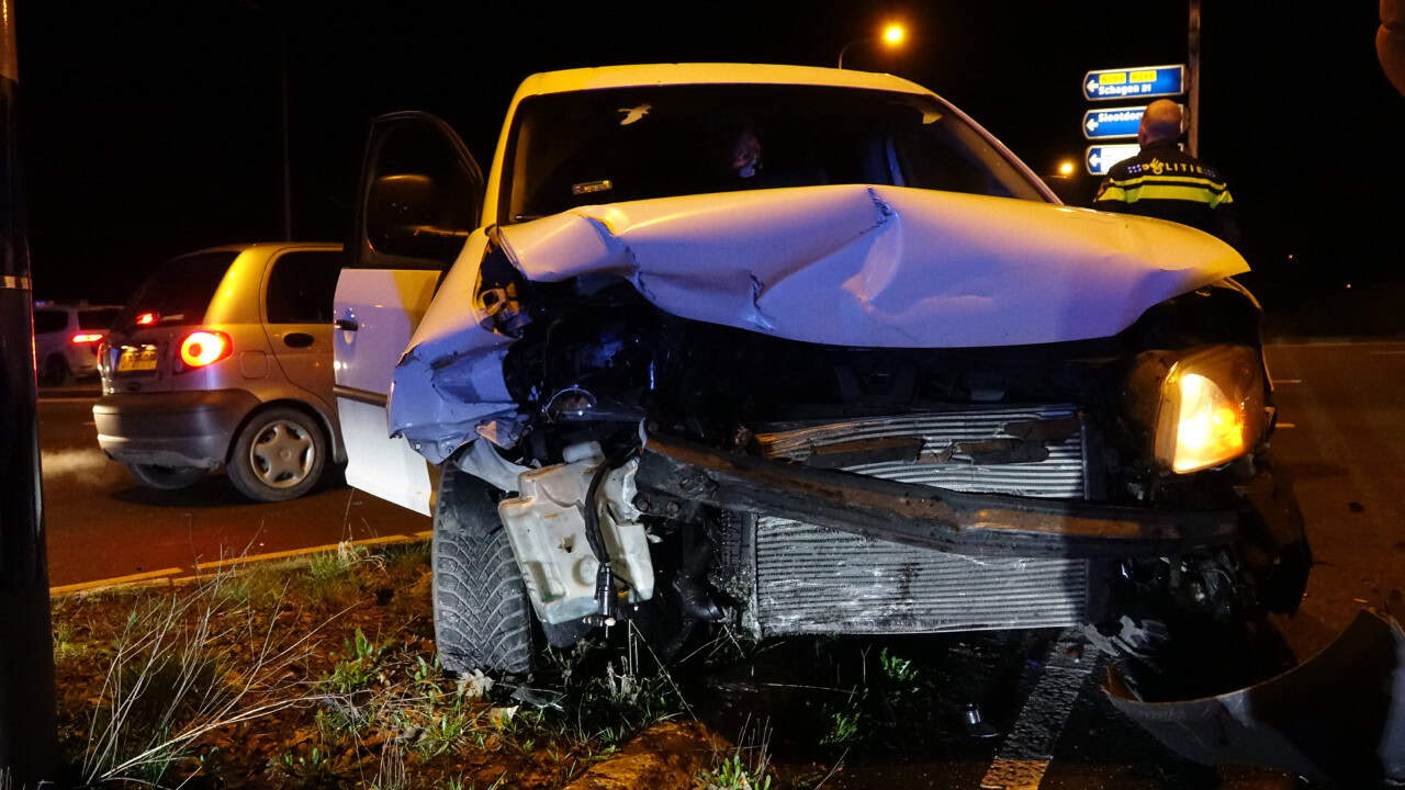 Gewonde bij aanrijding op N240