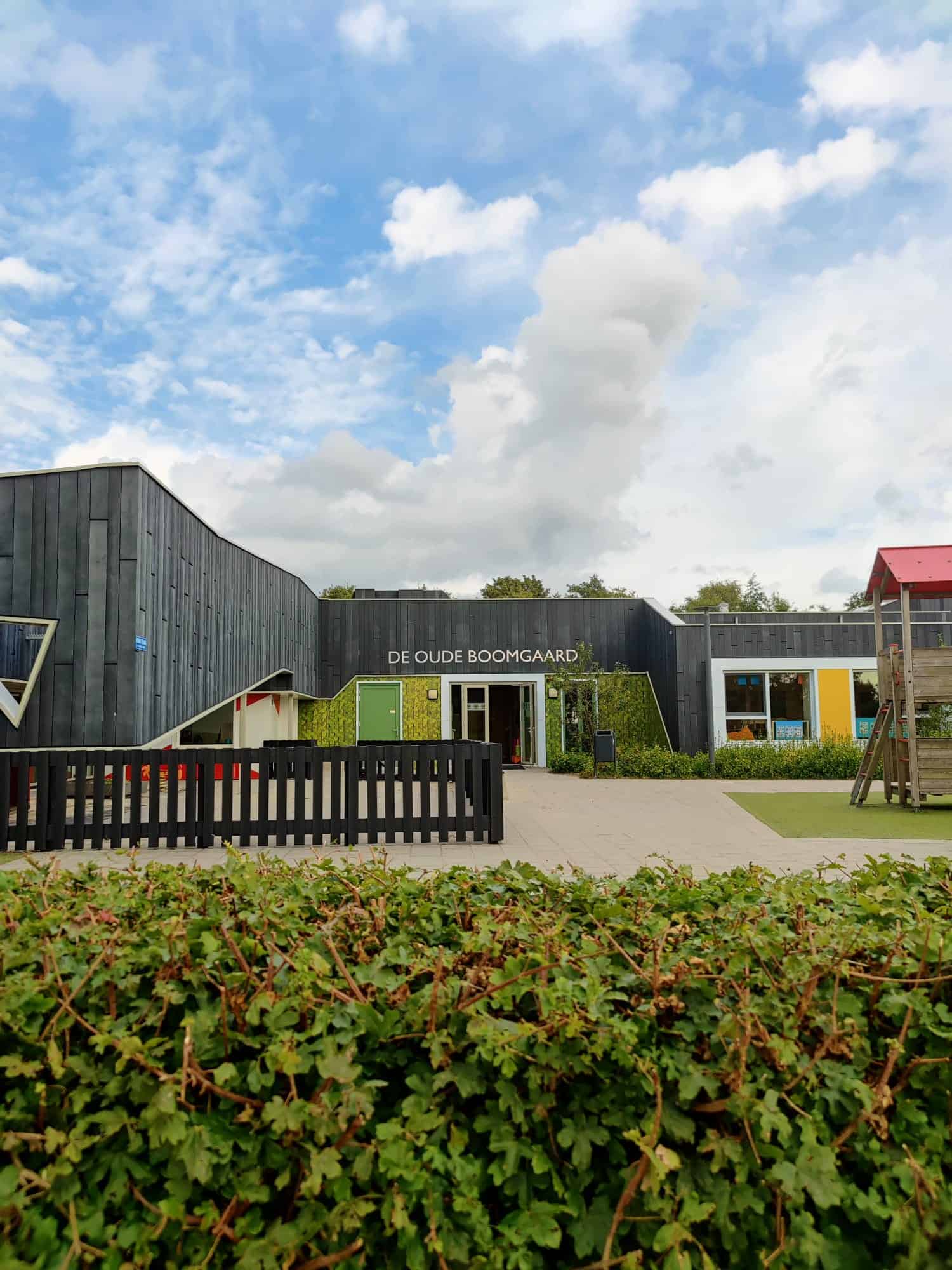 Spoorbuurtschool en De Oude Boomgaard krijgen geld van de gemeente: Onveilige brandtrap en gymzaal worden opgeknapt