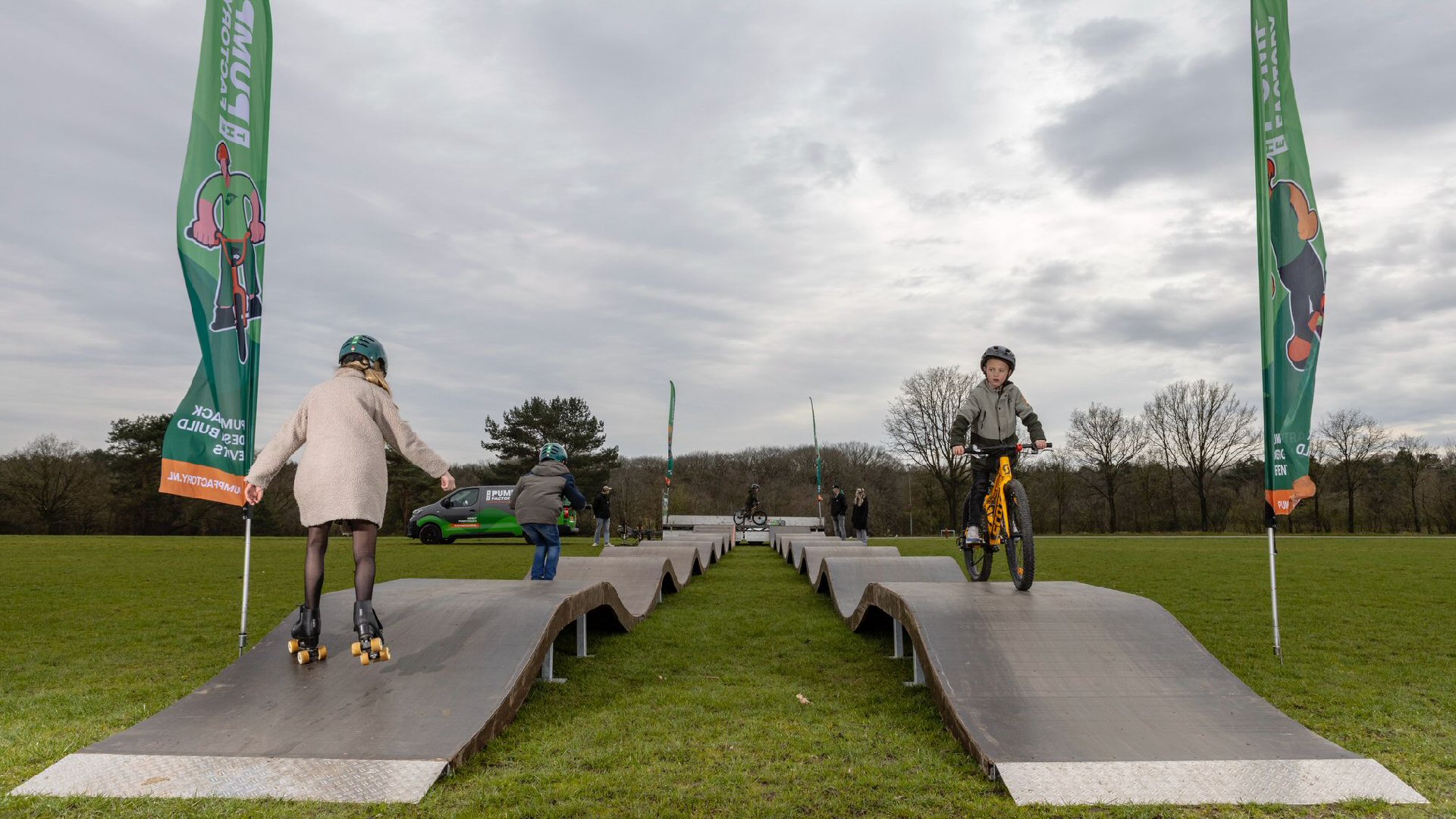 Voorproefje van nieuwe pumptrack in Schagen tijdens Fietsfestival