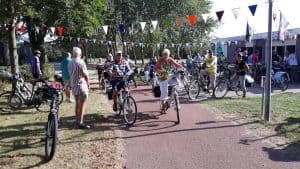 Op de fiets een bakkie doen in Kolhorn