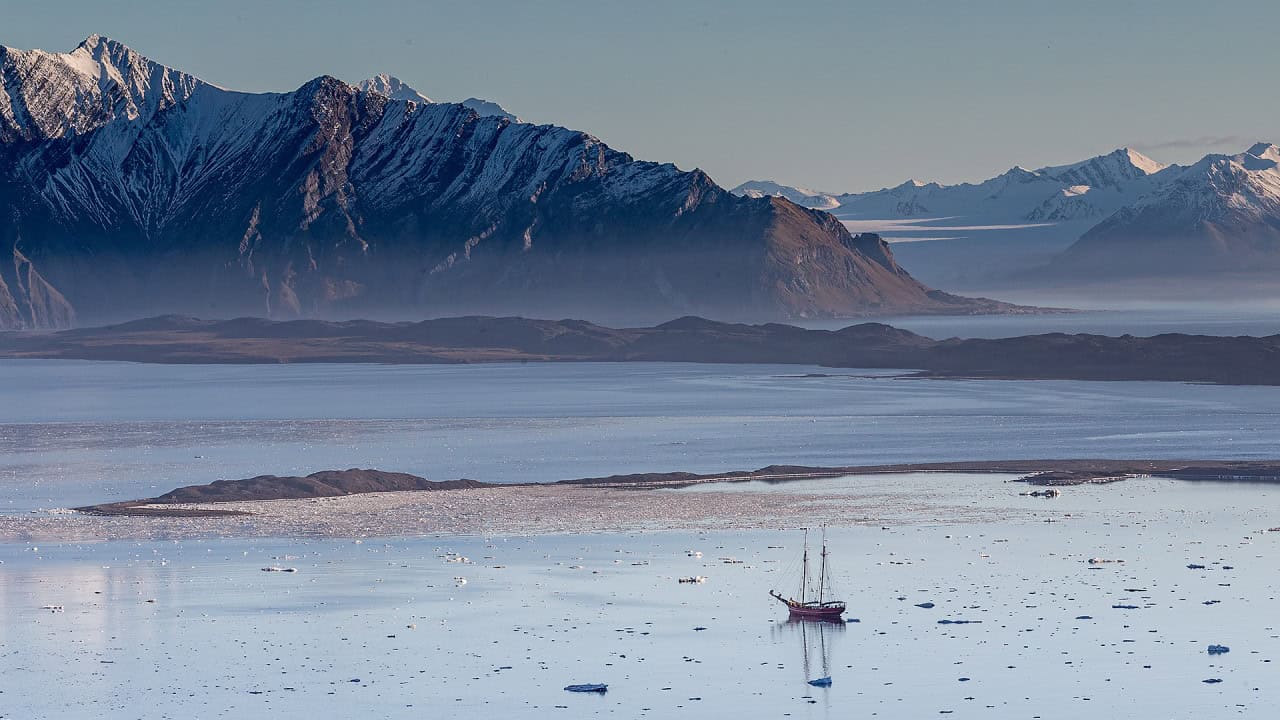 Fotolezing over Spitsbergen in School 7