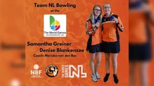 Denise en Samantha uit Julianadorp gaan bowlen tijdens de Wereldspelen in Amerika